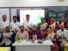 बिद्यार्थियो के साथ महात्मा गांधी 