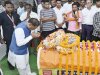 मुख्यमंत्री ने शहीद एएसपी को उनके आवास पहुँच दी श्रद्धांजलि 