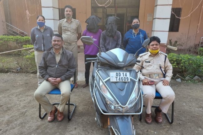 लूट के पुराने मामले में दो युवक गिरफ्तार 