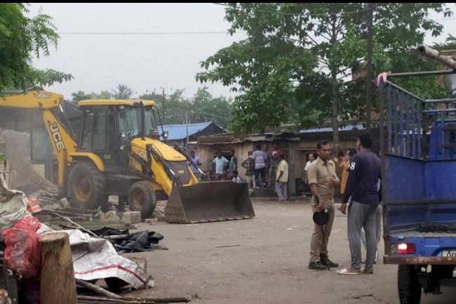 सरकारी जमीन से अतिक्रमण हटाने की कार्यवाही शुरु 
